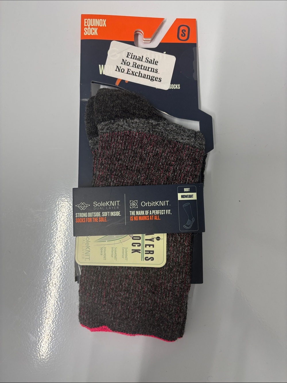 Gordini Women’s Equinox midweight boot sock size small NWT